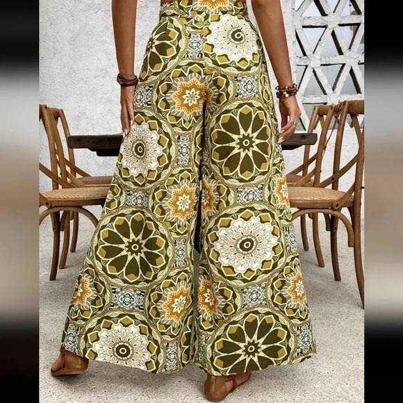 Women Irregular Print Casual Vacation Style - Picture 2 of 6